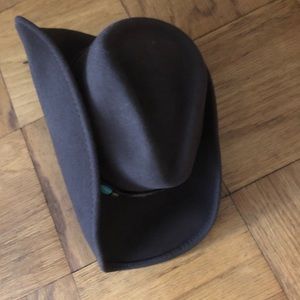 Brown felt cowboy hat